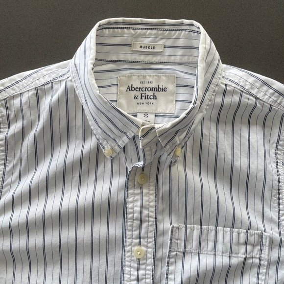Abercrombie button down shirt - Picture 2 of 4